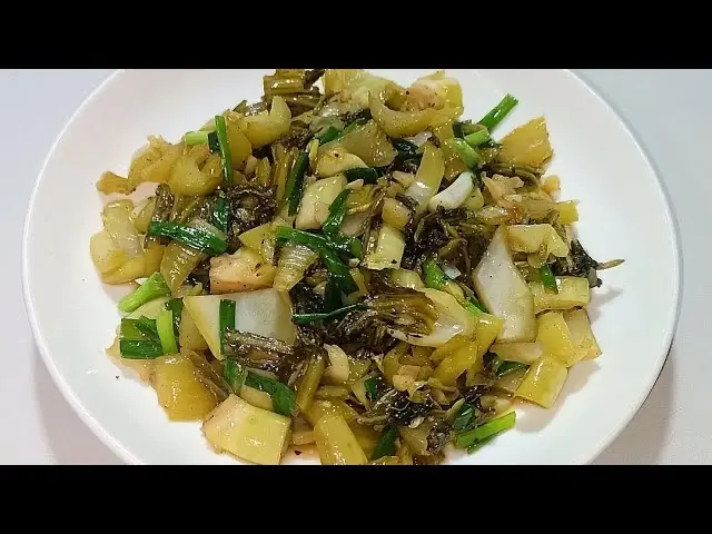 Hình ảnh Dưa chua xào tỏi
