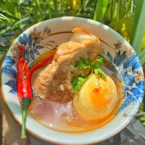 Hình ảnh Cơm Thịt Kho Tàu