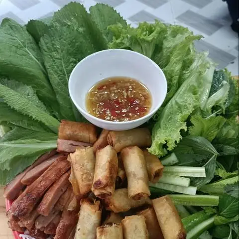 Hình ảnh Nem nướng+ chả giò cuốn bánh tráng