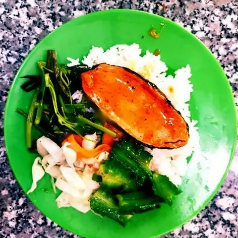 Hình ảnh Cơm cá thu chay