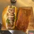 Hình ảnh Bánh mì heo quay