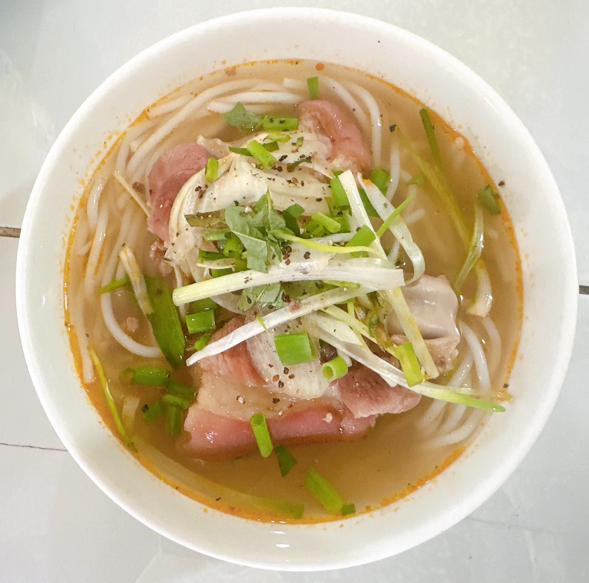 Hình ảnh Bún chân giò heo