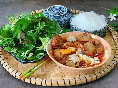Hình ảnh Bún chả truyền thống