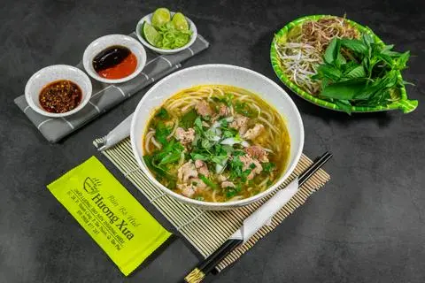 Hình ảnh Bún Tái
