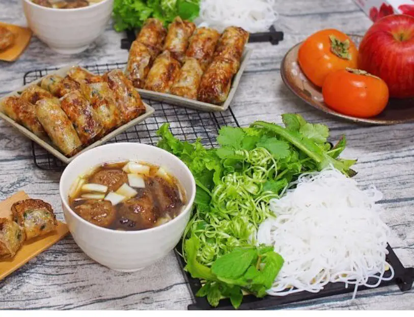 Hình ảnh Bún nem rán hà nội