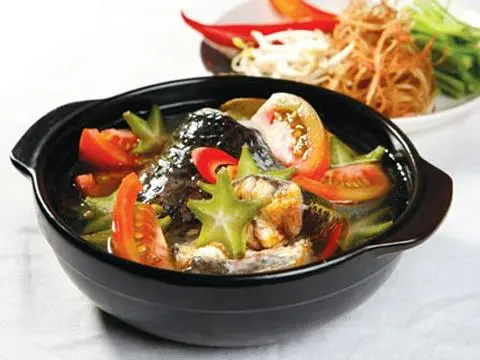 Hình ảnh CANH CHUA ĐẦU CÁ BÔNG LAU