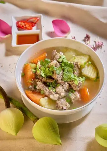 Hình ảnh CANH XƯƠNG RAU CỦ