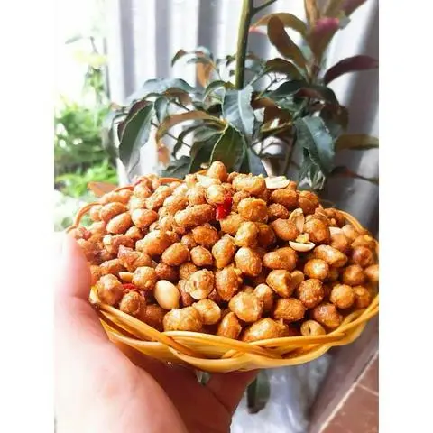 Hình ảnh Đậu phộng rang tỏi ớt giòn ngon 500g