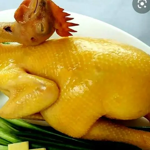 Hình ảnh Gà luộc nguyên con
