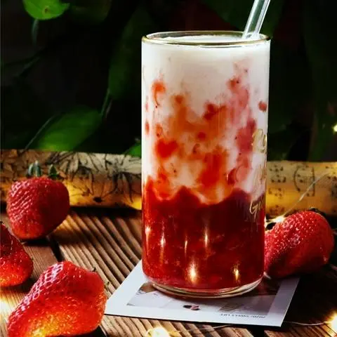 Hình ảnh yaourt Dâu Đá Dầm