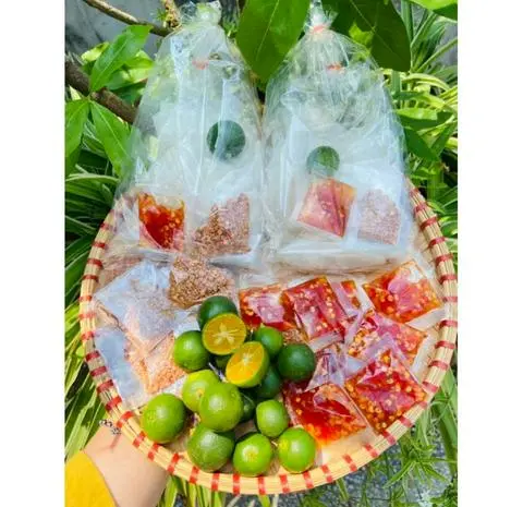 Hình ảnh BÁNH TRÁNG VÒ MUỐI TẮC ỚT RIM
