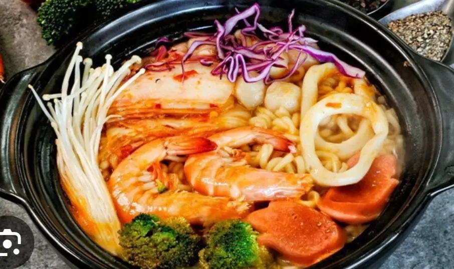 Hình ảnh Mì Cay Hải Sản