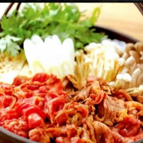 Hình ảnh Lẩu bò Mỹ xào kiểu Nhật