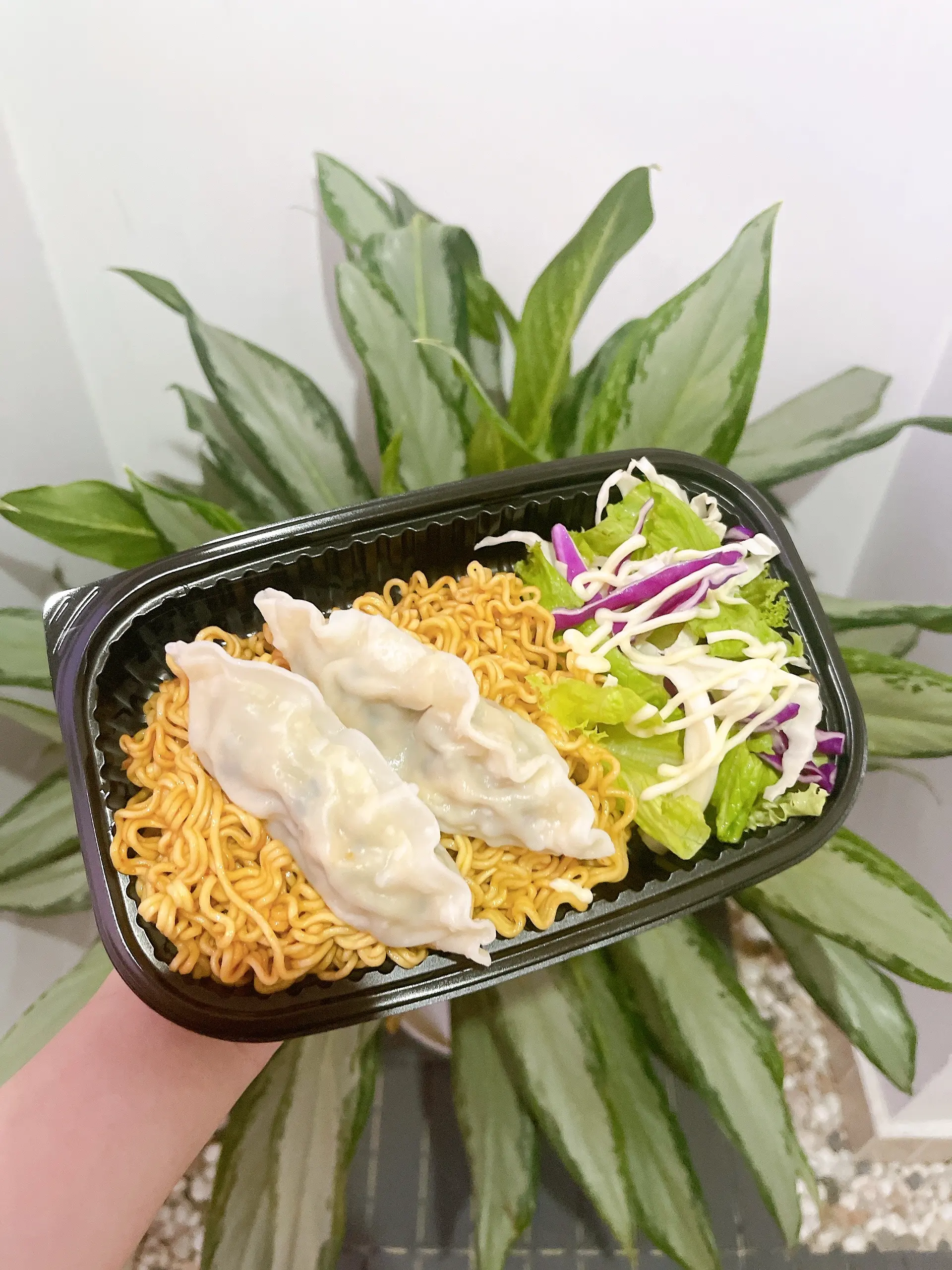 Hình ảnh Mì trộn Mandu