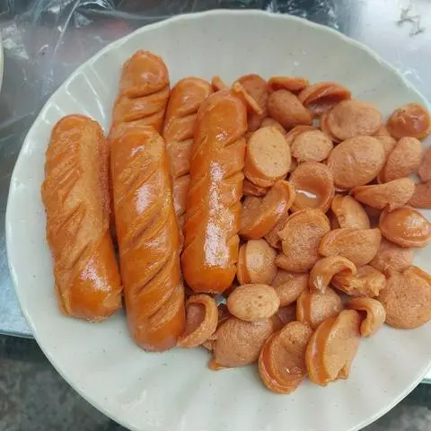 Hình ảnh xúc xích lớn chiên