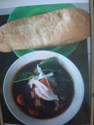 Hình ảnh Bánh mì bò kho
