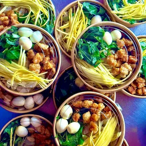 Hình ảnh Bánh tráng phơi sương trộn tóp mỡ mắm tỏi  (lớn )