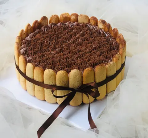 Hình ảnh Bánh Kem Tiramisu bánh champagne
