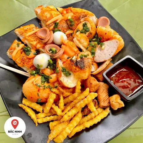 Hình ảnh Bánh mì nướng nem khoai ( xuất 2 bánh)