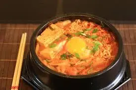 Hình ảnh Mì cay trứng