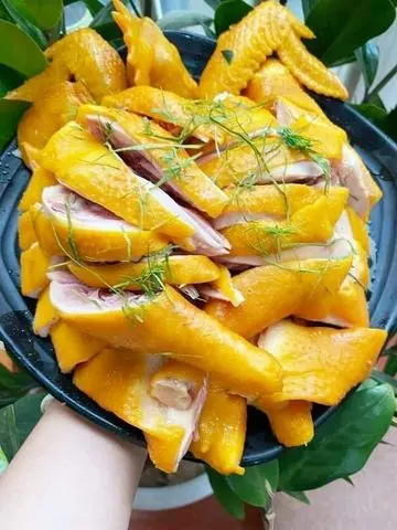 Hình ảnh GÀ RI THÁI NGUYÊN ĐẶC BIỆT NGUYÊN CON CHẶT SẴN 