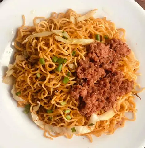 Hình ảnh mì trộn thịt xào  