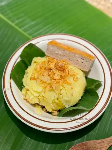 Hình ảnh Xôi Xéo Chả Quế Hà Nội