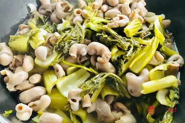 Hình ảnh Cơm bao tử cá xào cải chua