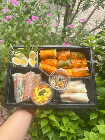 Hình ảnh Combo Nhâm Nhi