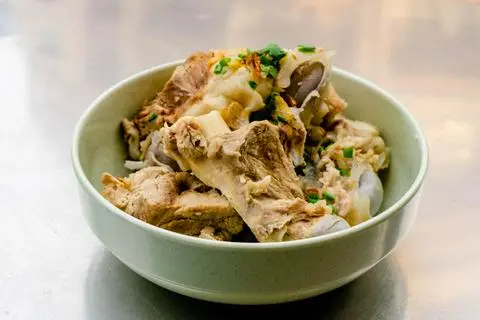 Hình ảnh Xương thịt