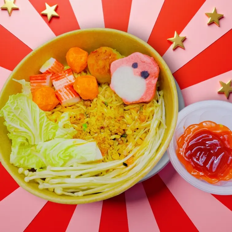 Hình ảnh Mì Trộn Sốt, Tỏi Bơ Đặc Biệt, Mỹ Nữ Full Topping + (Kèm Tương Ớt, Cà, Rau Bắp/Cải Thảo, Nấm)