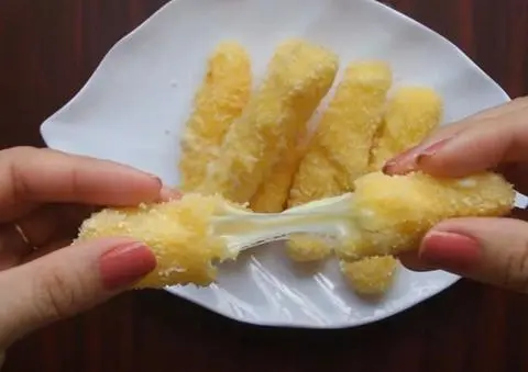 Hình ảnh Phô mai chiên giòn