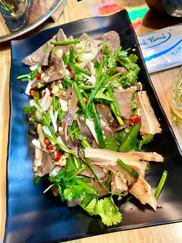 Hình ảnh Gỏi tai heo