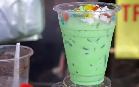 Hình ảnh Sâm Dứa Sữa Ly Lớn