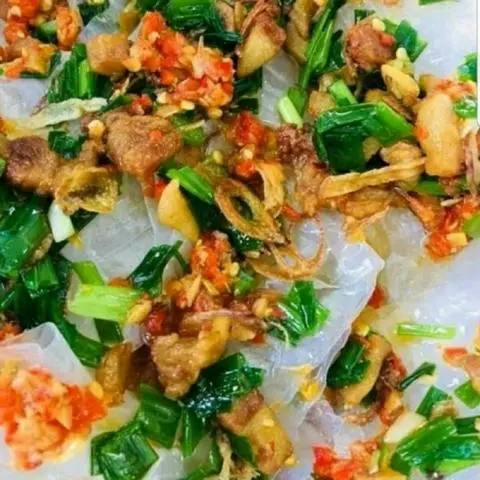 Hình ảnh Bánh Tráng Trộn Mỡ Hành, Tóp Mỡ Rim 