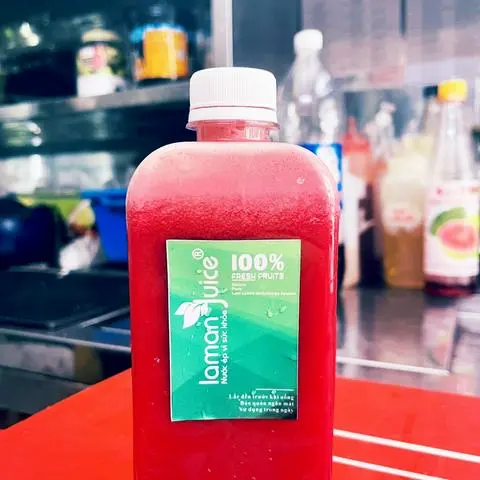 Hình ảnh ép dưa leo cà rốt táo dền chai 