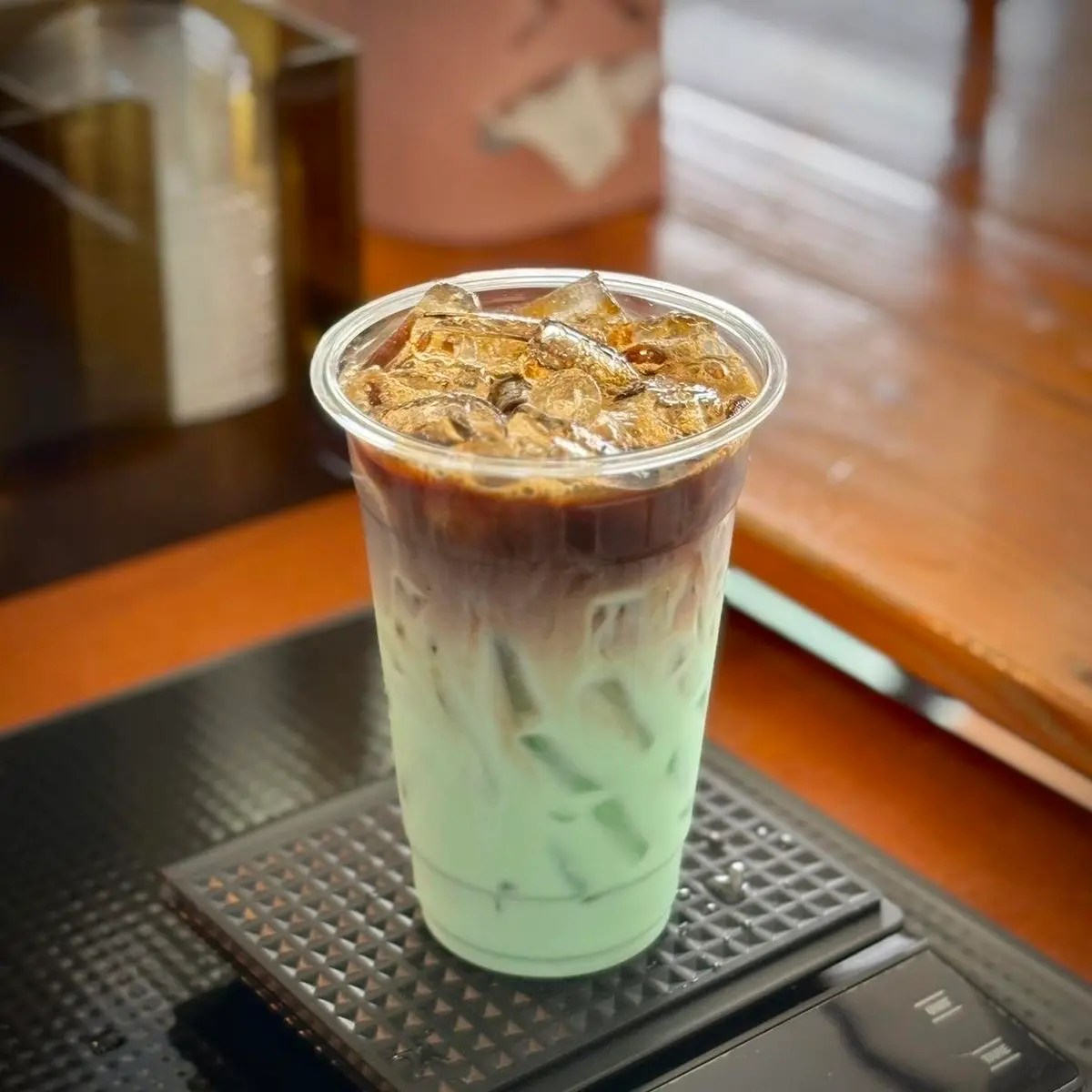 Hình ảnh Cà phê sữa bạc hà