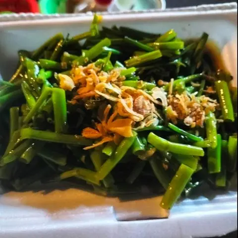 Hình ảnh rau muống xào tỏi 