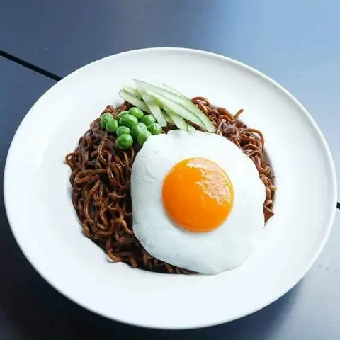 Hình ảnh Mì Trộn Tương Đen Tứ XuyênTrứng Upla