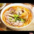 Hình ảnh Bún bò nạm tái chả