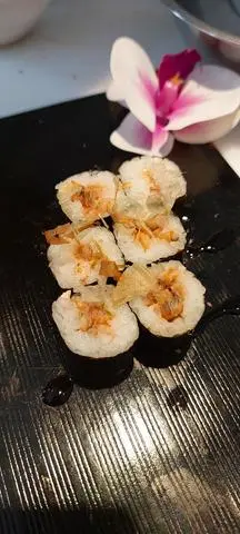 Hình ảnh Cuộn Da Cá Hồi nhỏ 