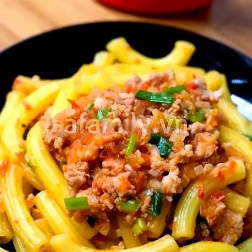 Hình ảnh Mỳ Nui Xào Viên Hải Sản Cay Phô Mai
