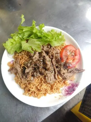 Hình ảnh Mì Trộn Thịt Bò 
