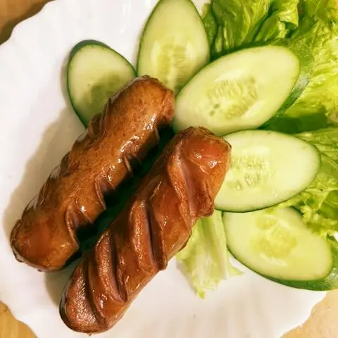Hình ảnh Xúc Xích Xông Khói Chiên