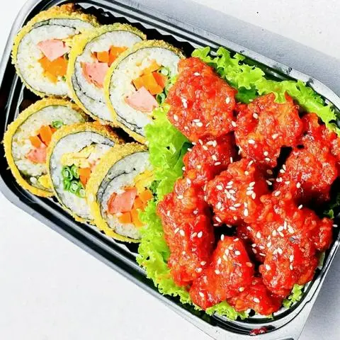 Hình ảnh Gà Viên Xốt Chua Ngọt + Kimpap 