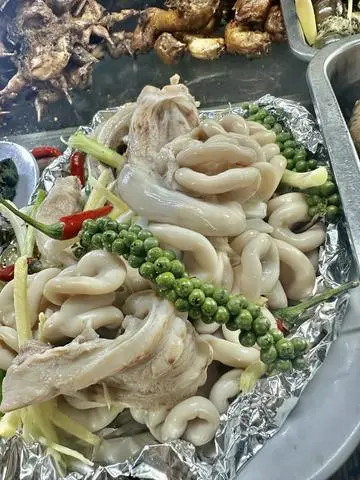Hình ảnh Dồi trường hấp gừng