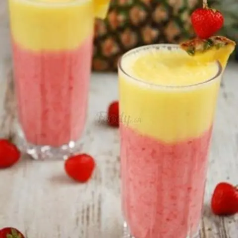 Hình ảnh Sinh tố thơm + dâu tây
