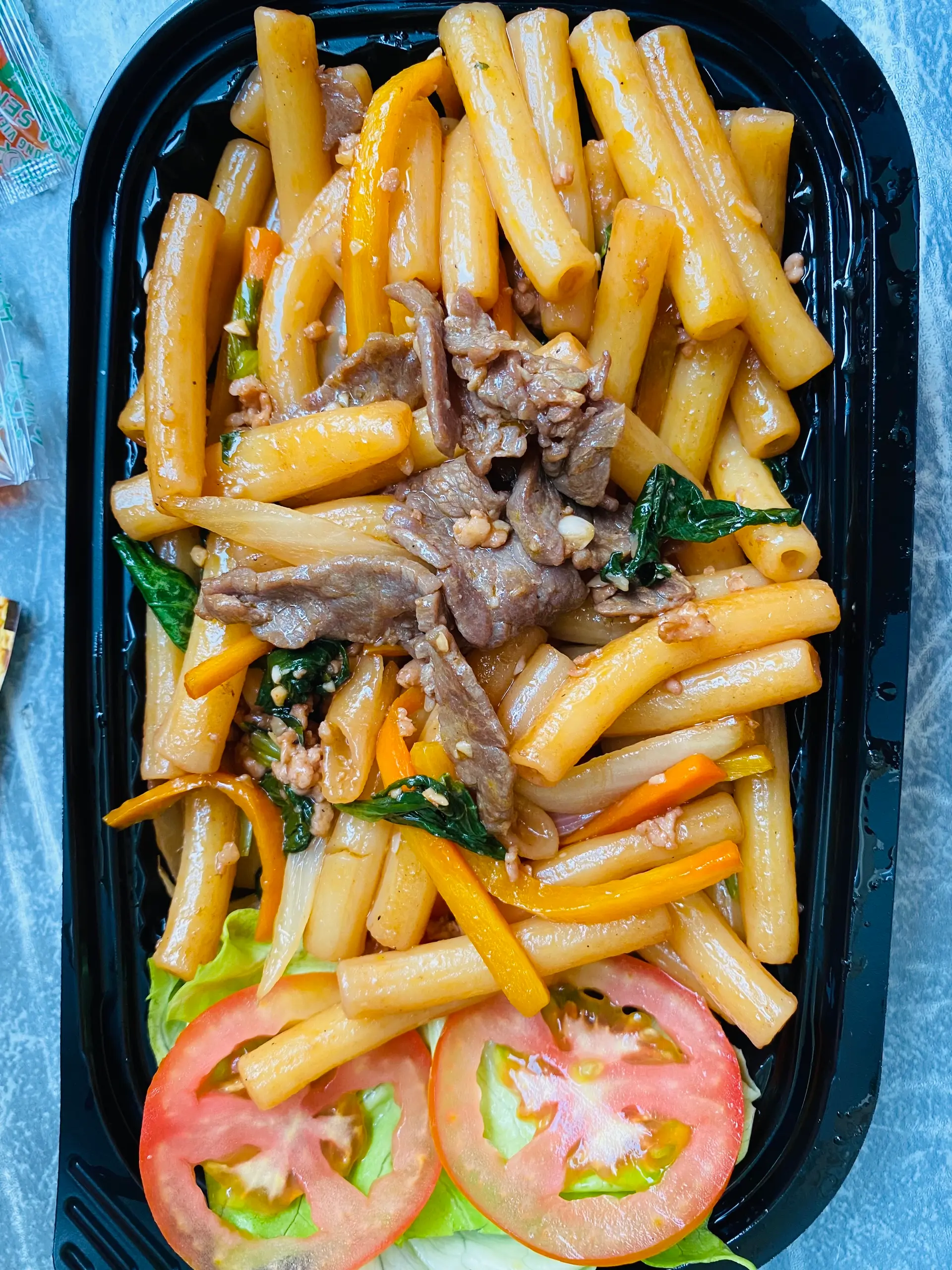 Hình ảnh Nui xào bò