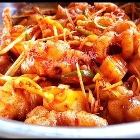 Hình ảnh Chân gà rút xương sốt thái (Lớn) - MẶC ĐỊNH CAY NHẸ