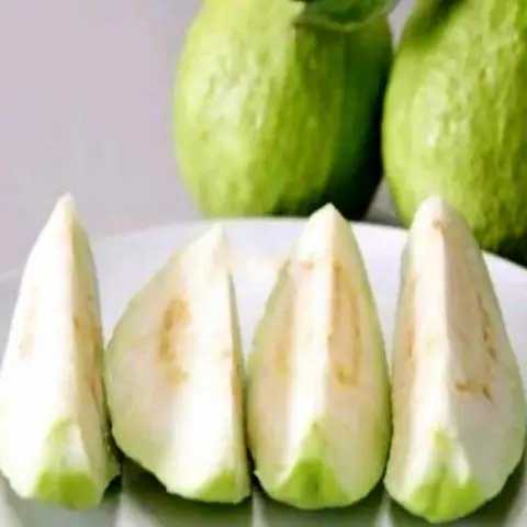Hình ảnh Ổi Xẻ 300gram - Muối Tôm